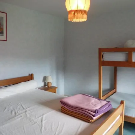 Communal Indépendant Avec Grand Jardin, Animaux Acceptés - Fr-1-489-188 *