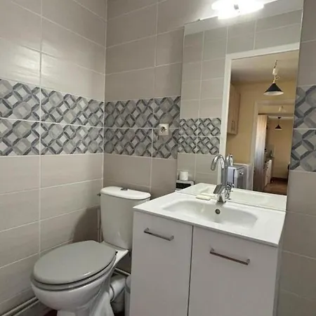 Hébergement de vacances Communal Indépendant Avec Grand Jardin, Animaux Acceptés - Fr-1-489-188