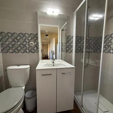 Spacieux A La Guillermie, Animaux Acceptes, Jardin - Fr-1-489-188 Semesterbostad