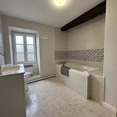 Spacieux A La Guillermie, Animaux Acceptes, Jardin - Fr-1-489-188 * La Guillermie