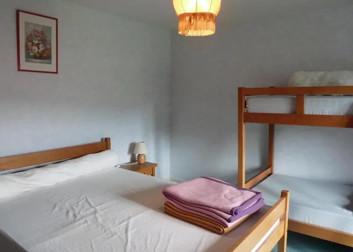 Communal Indépendant Avec Grand Jardin, Animaux Acceptés - Fr-1-489-188 *