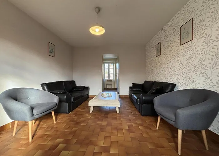 Communal Indépendant Avec Grand Jardin, Animaux Acceptés - Fr-1-489-188